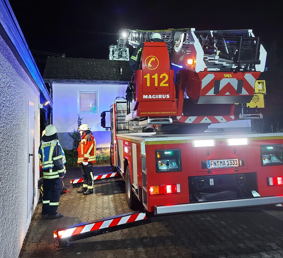 Mehr über den Artikel erfahren H 1 (Unwetter) – Drehleiter nach Oberteuringen