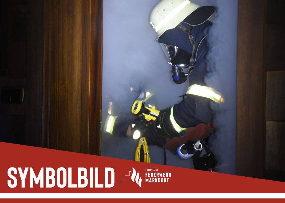 Mehr über den Artikel erfahren F 2 – Mehrere Rauchwarnmelder piepsen