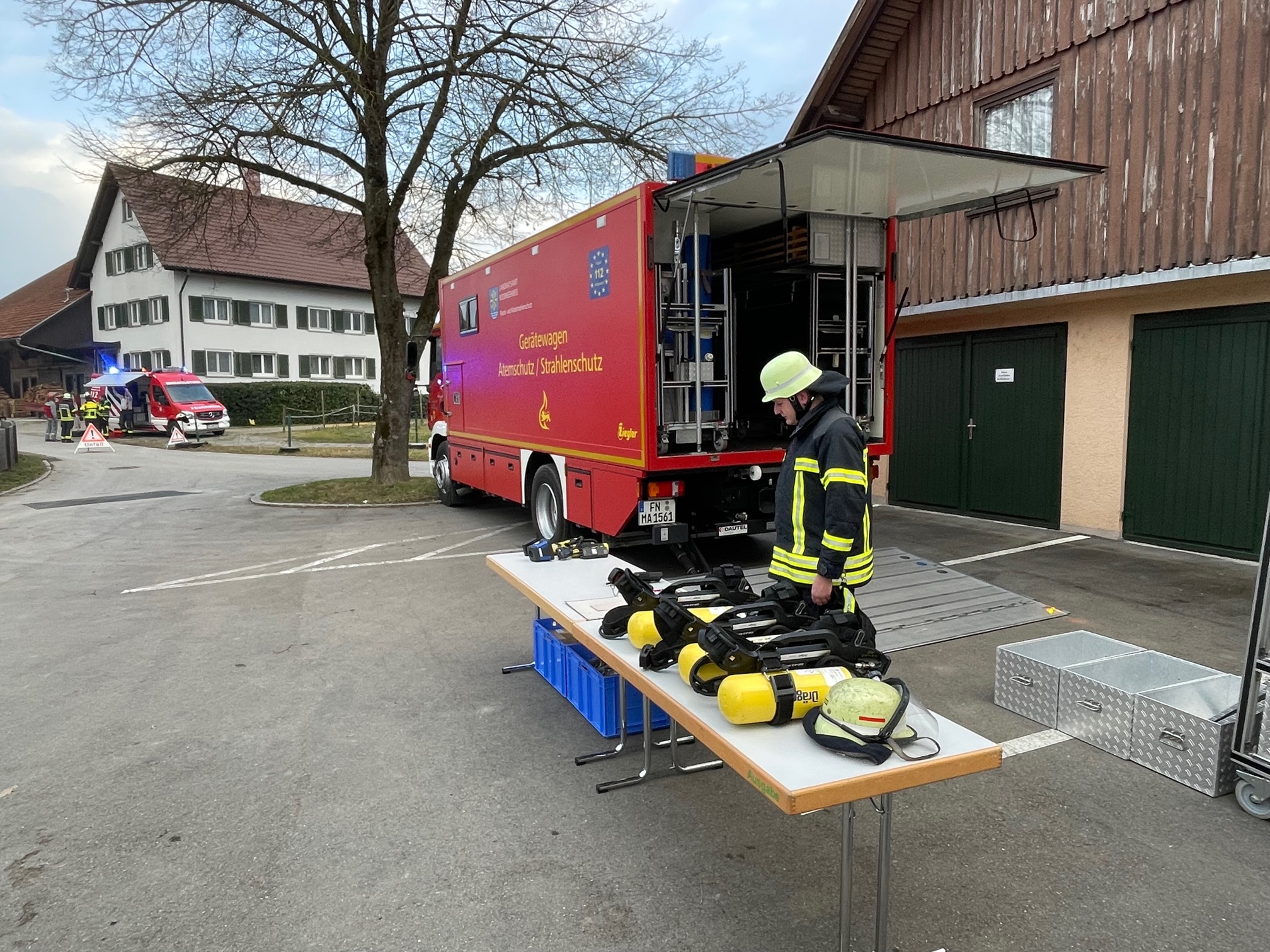 Mehr über den Artikel erfahren F 3 ÖKONOMIE – Gerätewagen A/S nach Kressbronn