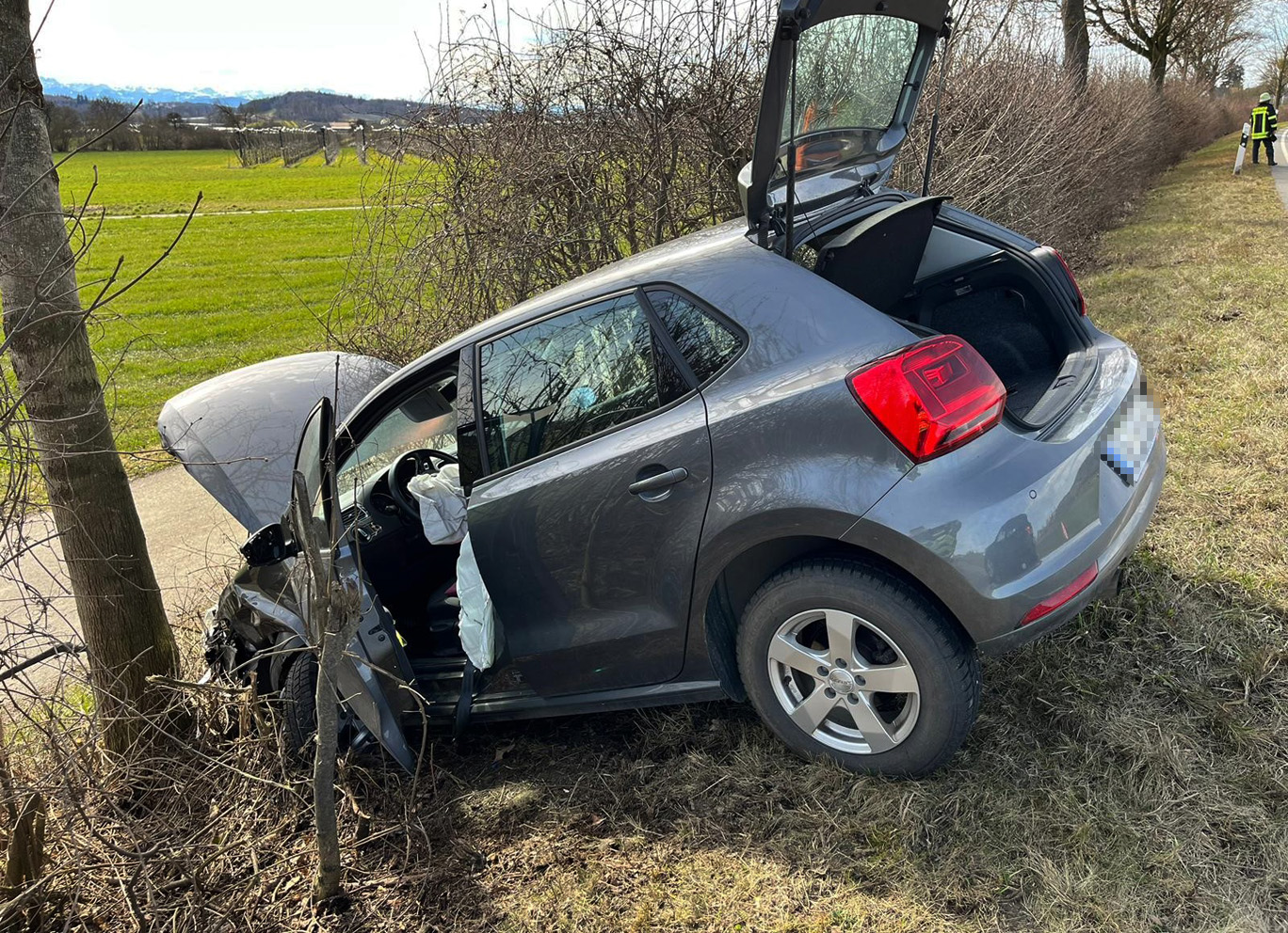 Mehr über den Artikel erfahren H 1 VU – Verkehrsunfall zwischen zwei PKW