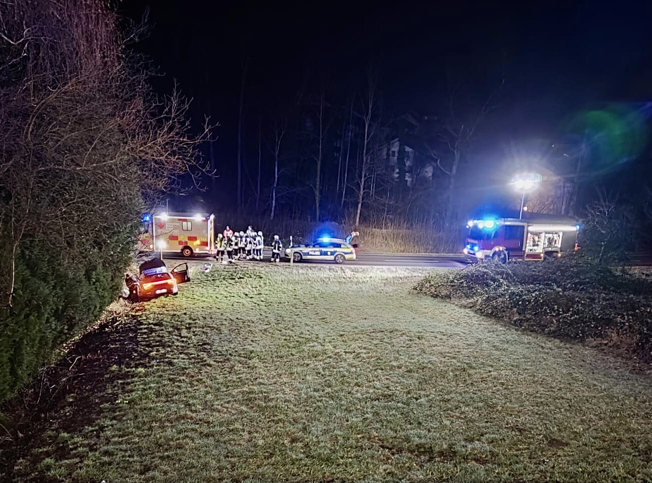 Mehr über den Artikel erfahren H 1 VU – PKW verunfallt alleinbeteiligt