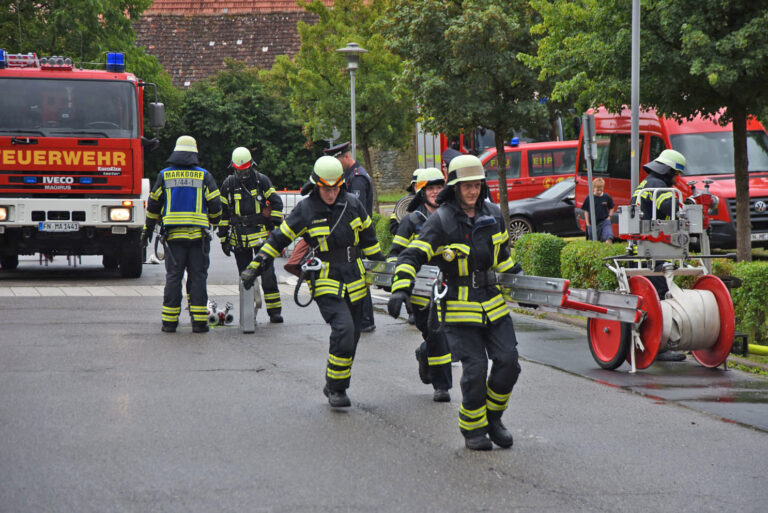 Mehr über den Artikel erfahren Feuerwehr Markdorf erfolgreich bei den Feuerwehrwettkämpfen 2024