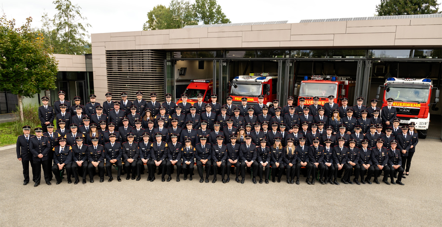 Mehr über den Artikel erfahren Mannschaftsfotos 2025