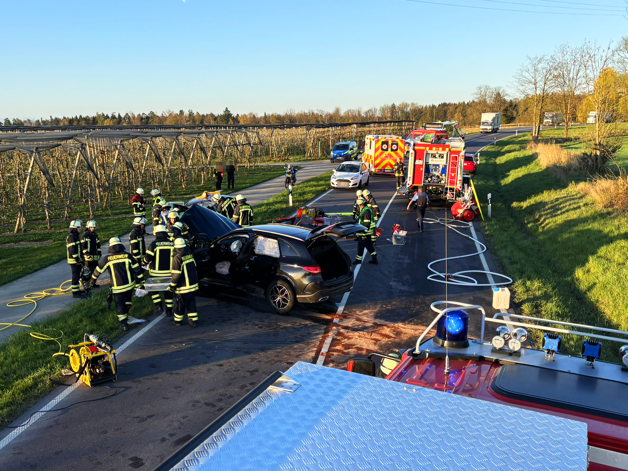 Mehr über den Artikel erfahren H3Y VU – Frontalzusammenstoß auf B33